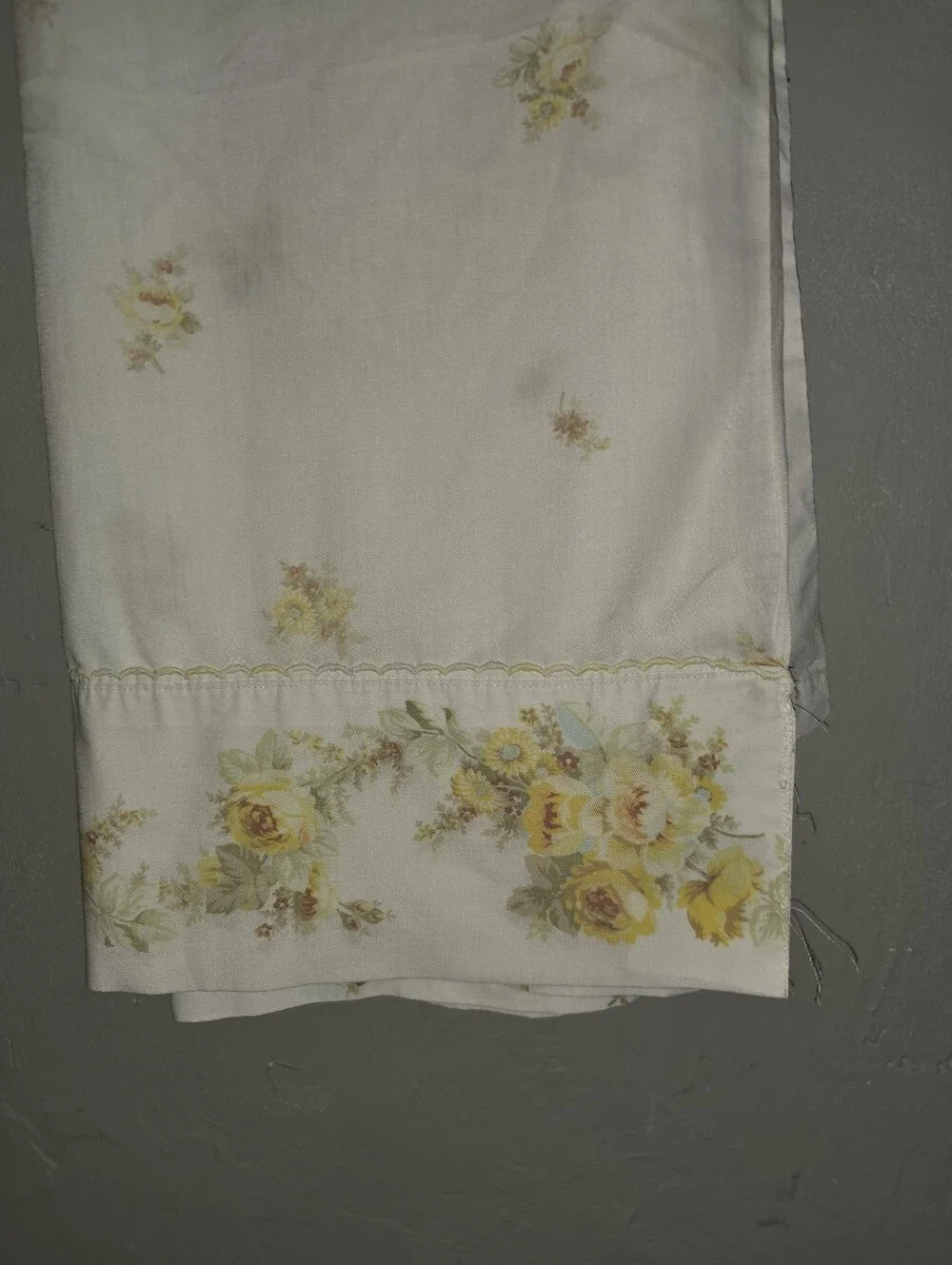 Vintage 1960s Sears Yellow Rose Floral Full Flat Sheet